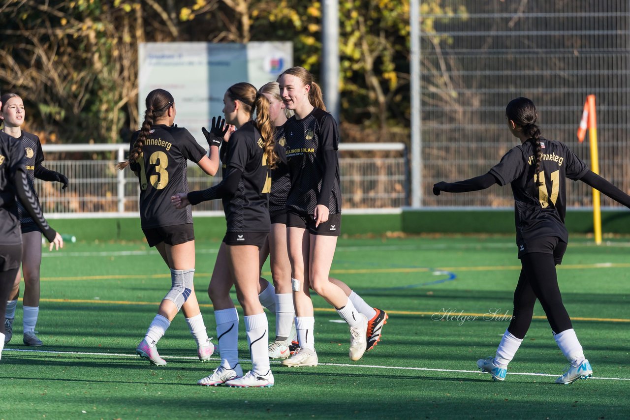 Bild 302 - wBJ VfL Pinneberg2 - Eimsbuttler TV 3 : Ergebnis: 5:0